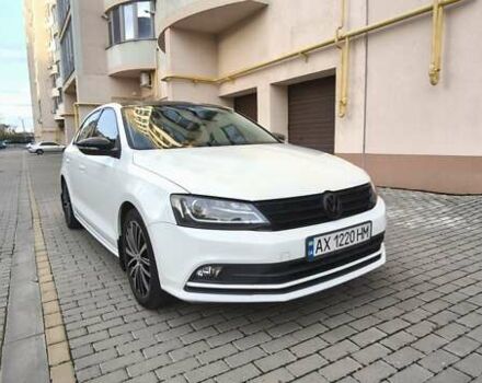 Фольксваген Джетта 2015 в Харькове на Automoto.ua Белый Фольксваген Джетта, объемом двигателя 1.98 л и пробегом 143 тыс. км за 8999 $, фото 1 на Automoto.ua