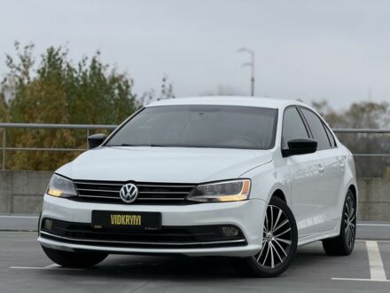 Белый Фольксваген Джетта, объемом двигателя 1.8 л и пробегом 130 тыс. км за 9900 $, фото 1 на Automoto.ua