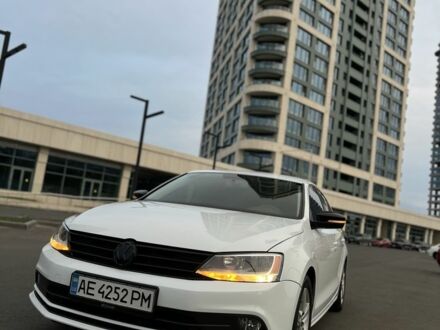 Белый Фольксваген Джетта, объемом двигателя 1.4 л и пробегом 150 тыс. км за 10200 $, фото 1 на Automoto.ua