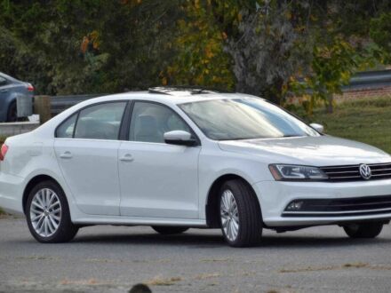 Белый Фольксваген Джетта, объемом двигателя 1.8 л и пробегом 70 тыс. км за 4000 $, фото 1 на Automoto.ua