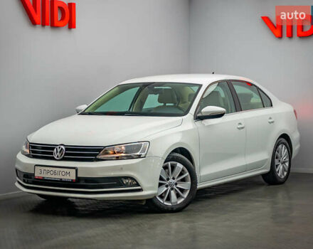 Белый Фольксваген Джетта, объемом двигателя 1.6 л и пробегом 102 тыс. км за 11404 $, фото 1 на Automoto.ua