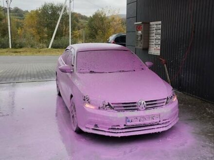 Фольксваген Джетта 2016 у Сваляве на Automoto.ua Білий Фольксваген Джетта, об'ємом двигуна 1.6 л та пробігом 219 тис. км за 11300 $, фото 1 на Automoto.ua