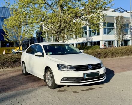 Белый Фольксваген Джетта, объемом двигателя 1.6 л и пробегом 220 тыс. км за 8752 $, фото 1 на Automoto.ua