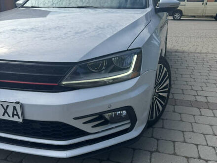 Фольксваген Джетта 2016 у Василькове на Automoto.ua Білий Фольксваген Джетта, об'ємом двигуна 1.98 л та пробігом 140 тис. км за 11300 $, фото 1 на Automoto.ua