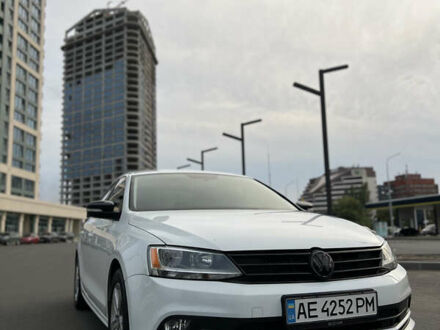 Білий Фольксваген Джетта, об'ємом двигуна 1.4 л та пробігом 155 тис. км за 10300 $, фото 1 на Automoto.ua