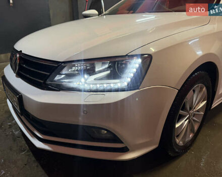 Белый Фольксваген Джетта, объемом двигателя 1.6 л и пробегом 118 тыс. км за 13300 $, фото 1 на Automoto.ua