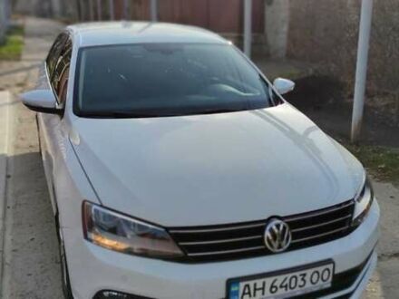 Білий Фольксваген Джетта, об'ємом двигуна 1.6 л та пробігом 50 тис. км за 14000 $, фото 1 на Automoto.ua