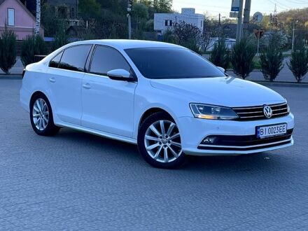 Фольксваген Джетта 2016 в Полтаве на Automoto.ua Белый Фольксваген Джетта, объемом двигателя 1.6 л и пробегом 256 тыс. км за 10900 $, фото 1 на Automoto.ua