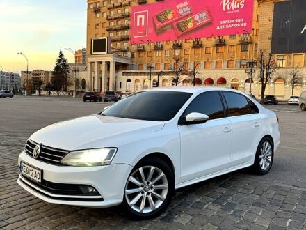 Білий Фольксваген Джетта, об'ємом двигуна 1.6 л та пробігом 263 тис. км за 9800 $, фото 1 на Automoto.ua