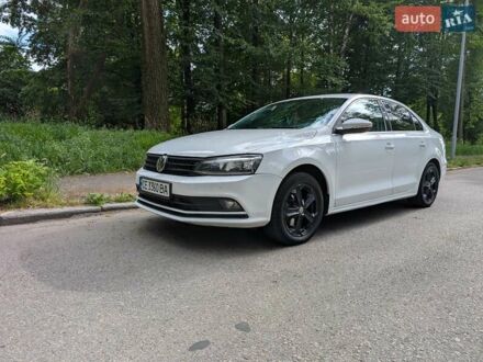 Фольксваген Джетта 2016 в Черновцах на Automoto.ua Белый Фольксваген Джетта, объемом двигателя 1.6 л и пробегом 181 тыс. км за 12500 $, фото 1 на Automoto.ua