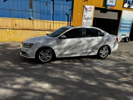 Белый Фольксваген Джетта, объемом двигателя 1.8 л и пробегом 122 тыс. км за 13500 $, фото 1 на Automoto.ua