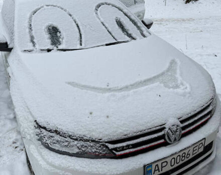 Белый Фольксваген Джетта, объемом двигателя 2 л и пробегом 129 тыс. км за 13500 $, фото 1 на Automoto.ua