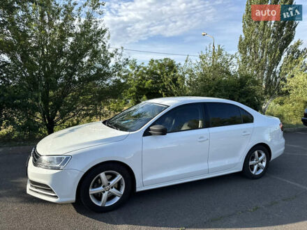 Фольксваген Джетта 2016 в Кривом Роге на Automoto.ua Белый Фольксваген Джетта, объемом двигателя 1.4 л и пробегом 173 тыс. км за 10000 $, фото 1 на Automoto.ua