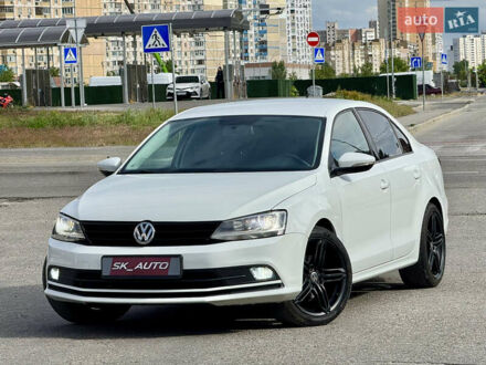 Фольксваген Джетта 2016 у Києві на Automoto.ua Білий Фольксваген Джетта, об'ємом двигуна 1.2 л та пробігом 117 тис. км за 11500 $, фото 1 на Automoto.ua