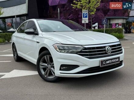 Фольксваген Джетта 2018 у Києві на Automoto.ua Білий Фольксваген Джетта, об'ємом двигуна 1.4 л та пробігом 127 тис. км за 13490 $, фото 1 на Automoto.ua