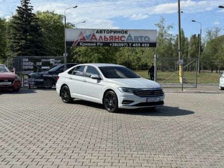 Фольксваген Джетта 2018 в Кривом Роге на Automoto.ua Белый Фольксваген Джетта, объемом двигателя 1.4 л и пробегом 98 тыс. км за 14900 $, фото 1 на Automoto.ua
