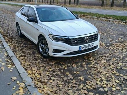 Фольксваген Джетта 2019 у Ромнах на Automoto.ua Білий Фольксваген Джетта, об'ємом двигуна 1.4 л та пробігом 73 тис. км за 15900 $, фото 1 на Automoto.ua