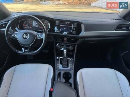 Фольксваген Джетта 2019 в Днепре (Днепропетровске) на Automoto.ua Белый Фольксваген Джетта, объемом двигателя 1.4 л и пробегом 126 тыс. км за 12999 $, фото 1 на Automoto.ua