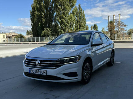 Белый Фольксваген Джетта, объемом двигателя 1.4 л и пробегом 65 тыс. км за 16800 $, фото 1 на Automoto.ua