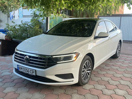 Фольксваген Джетта 2019 в Житомире на Automoto.ua Белый Фольксваген Джетта, объемом двигателя 1.4 л и пробегом 19 тыс. км за 17900 $, фото 1 на Automoto.ua