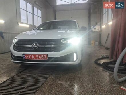 Белый Фольксваген Джетта, объемом двигателя 1.5 л и пробегом 92 тыс. км за 15950 $, фото 1 на Automoto.ua