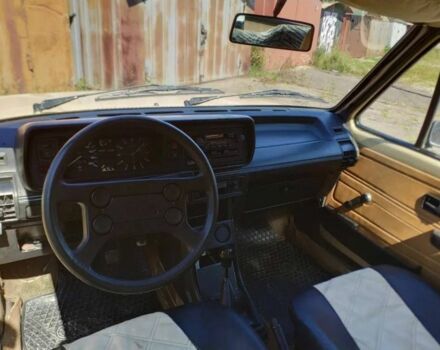 Бежевий Фольксваген Джетта, об'ємом двигуна 1.5 л та пробігом 350 тис. км за 700 $, фото 4 на Automoto.ua