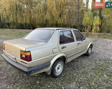 Бежевий Фольксваген Джетта, об'ємом двигуна 1.6 л та пробігом 378 тис. км за 1200 $, фото 4 на Automoto.ua