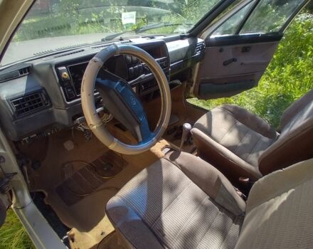 Бежевый Фольксваген Джетта, объемом двигателя 1.6 л и пробегом 438 тыс. км за 700 $, фото 11 на Automoto.ua