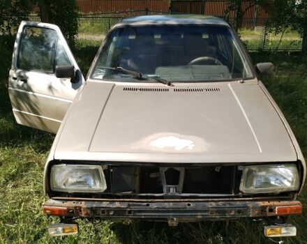 Бежевый Фольксваген Джетта, объемом двигателя 1.6 л и пробегом 438 тыс. км за 700 $, фото 5 на Automoto.ua