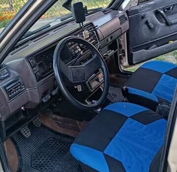 Бежевый Фольксваген Джетта, объемом двигателя 1.59 л и пробегом 100 тыс. км за 2200 $, фото 3 на Automoto.ua