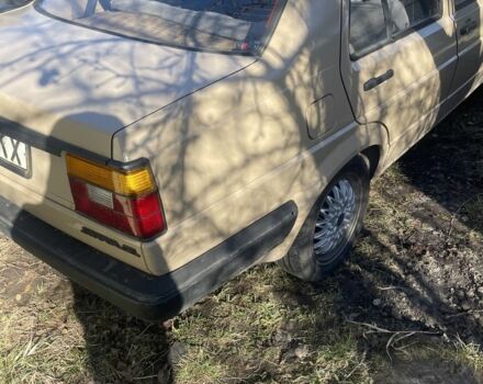 Бежевый Фольксваген Джетта, объемом двигателя 1.8 л и пробегом 270 тыс. км за 1100 $, фото 1 на Automoto.ua