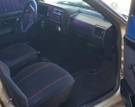 Бежевый Фольксваген Джетта, объемом двигателя 1.6 л и пробегом 170 тыс. км за 1500 $, фото 6 на Automoto.ua