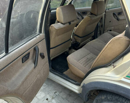 Бежевий Фольксваген Джетта, об'ємом двигуна 1.6 л та пробігом 370 тис. км за 1400 $, фото 16 на Automoto.ua