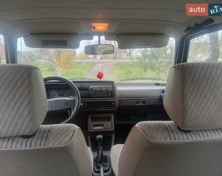 Бежевый Фольксваген Джетта, объемом двигателя 1.8 л и пробегом 250 тыс. км за 1250 $, фото 5 на Automoto.ua