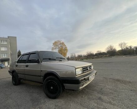 Бежевый Фольксваген Джетта, объемом двигателя 1.3 л и пробегом 325 тыс. км за 1000 $, фото 2 на Automoto.ua