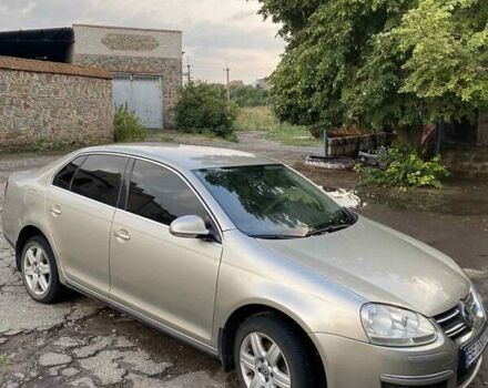Фольксваген Джетта 2006 в Новом Буге на Automoto.ua Бежевый Фольксваген Джетта, объемом двигателя 2 л и пробегом 360 тыс. км за 5700 $, фото 3 на Automoto.ua