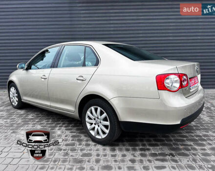 Бежевый Фольксваген Джетта, объемом двигателя 1.6 л и пробегом 190 тыс. км за 6700 $, фото 1 на Automoto.ua