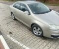 Фольксваген Джетта 2006 в Олевске на Automoto.ua Бежевый Фольксваген Джетта, объемом двигателя 1.9 л и пробегом 365 тыс. км за 5100 $, фото 1 на Automoto.ua