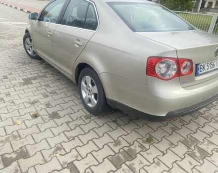 Фольксваген Джетта 2006 в Олевске на Automoto.ua Бежевый Фольксваген Джетта, объемом двигателя 1.9 л и пробегом 365 тыс. км за 5100 $, фото 3 на Automoto.ua