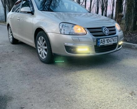 Бежевый Фольксваген Джетта, объемом двигателя 1.6 л и пробегом 184 тыс. км за 5900 $, фото 1 на Automoto.ua