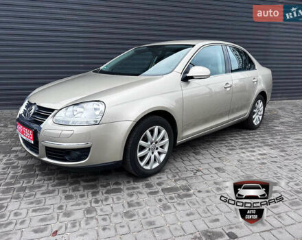 Бежевый Фольксваген Джетта, объемом двигателя 1.6 л и пробегом 190 тыс. км за 6700 $, фото 2 на Automoto.ua