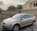 Фольксваген Джетта 2006 в Новом Буге на Automoto.ua Бежевый Фольксваген Джетта, объемом двигателя 2 л и пробегом 360 тыс. км за 5700 $, фото 2 на Automoto.ua