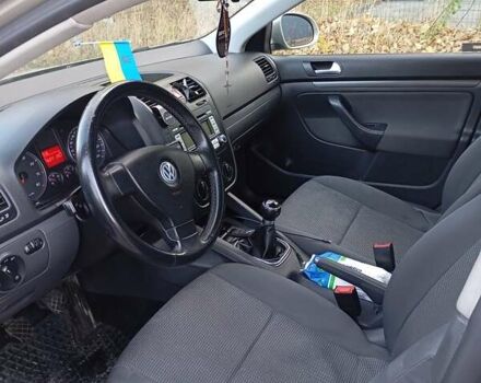 Фольксваген Джетта 2006 в Львове на Automoto.ua Бежевый Фольксваген Джетта, объемом двигателя 1.6 л и пробегом 246 тыс. км за 6100 $, фото 3 на Automoto.ua