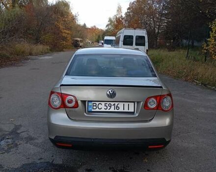 Фольксваген Джетта 2006 в Львове на Automoto.ua Бежевый Фольксваген Джетта, объемом двигателя 1.6 л и пробегом 246 тыс. км за 6100 $, фото 4 на Automoto.ua