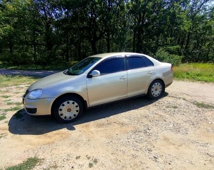 Бежевый Фольксваген Джетта, объемом двигателя 1.6 л и пробегом 202 тыс. км за 5800 $, фото 1 на Automoto.ua