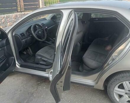 Фольксваген Джетта 2006 в Новом Буге на Automoto.ua Бежевый Фольксваген Джетта, объемом двигателя 2 л и пробегом 360 тыс. км за 5700 $, фото 12 на Automoto.ua