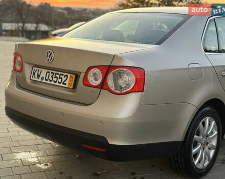 Бежевый Фольксваген Джетта, объемом двигателя 1.6 л и пробегом 188 тыс. км за 4950 $, фото 8 на Automoto.ua