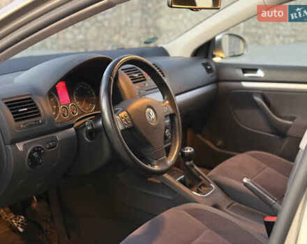 Бежевый Фольксваген Джетта, объемом двигателя 1.6 л и пробегом 188 тыс. км за 4950 $, фото 14 на Automoto.ua