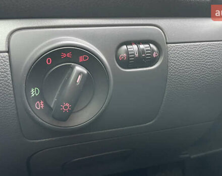 Бежевый Фольксваген Джетта, объемом двигателя 1.6 л и пробегом 189 тыс. км за 5900 $, фото 24 на Automoto.ua