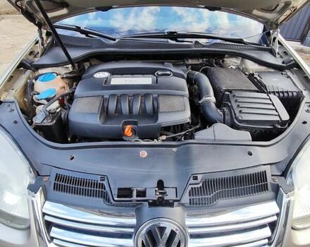 Бежевый Фольксваген Джетта, объемом двигателя 1.6 л и пробегом 238 тыс. км за 5100 $, фото 5 на Automoto.ua